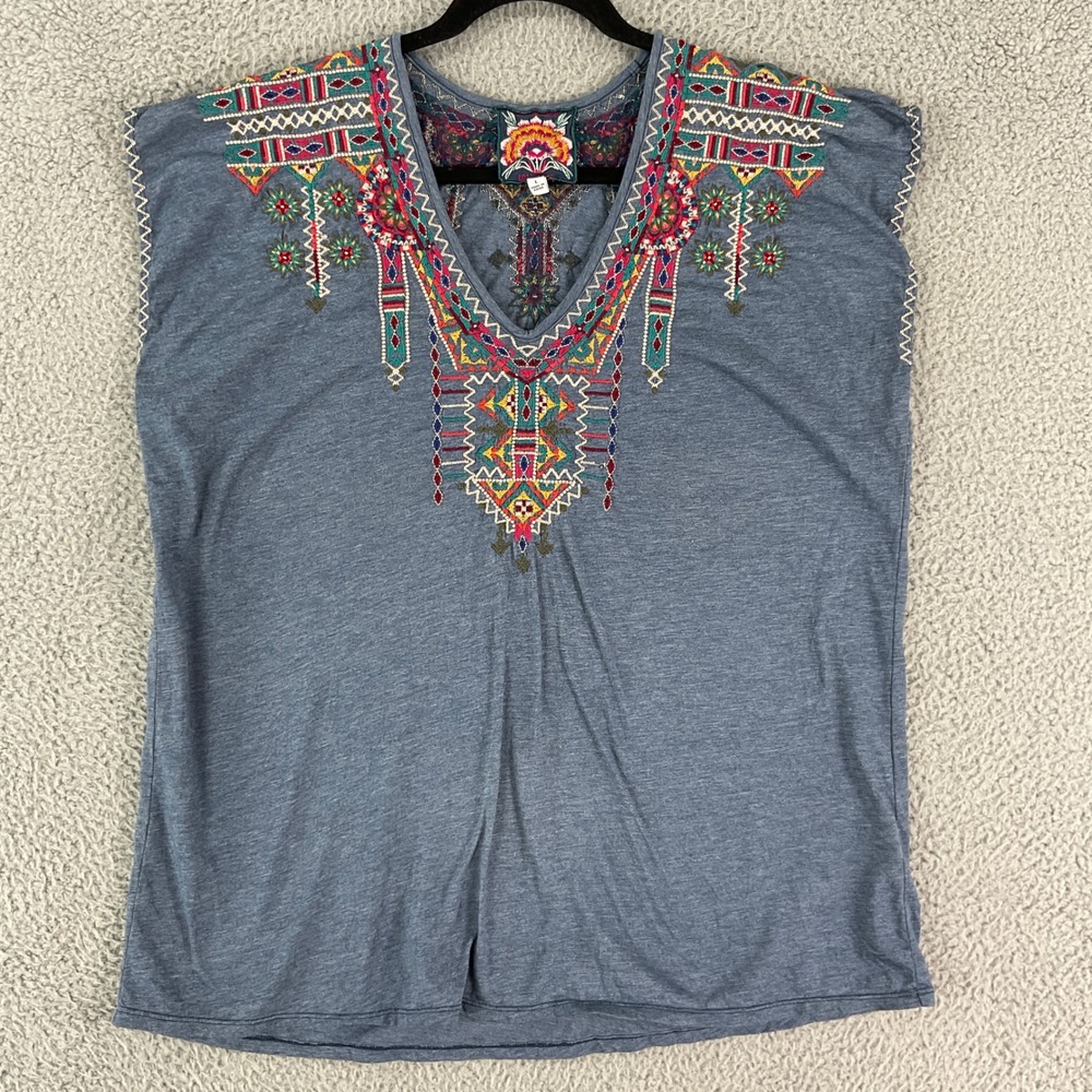 Johnny Was Embroidered V-Neck Top Womens Large Blue Good Boho Slub Knit Tee